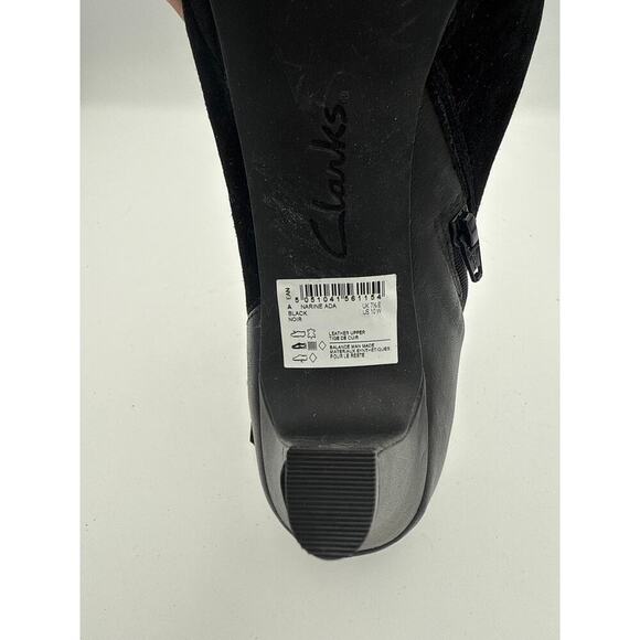 Clarks Women’s Black Ankle Heels Size 10W – Soft Cushion Wide Width Boots - Picture 7 of 8